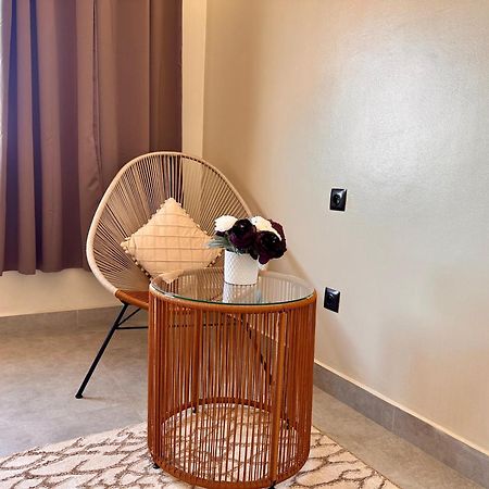 Moderne, Lumineux & Spacieux Avec Balcon -Central -Wifi-Smart Tv-Clim Marrakesh Bagian luar foto