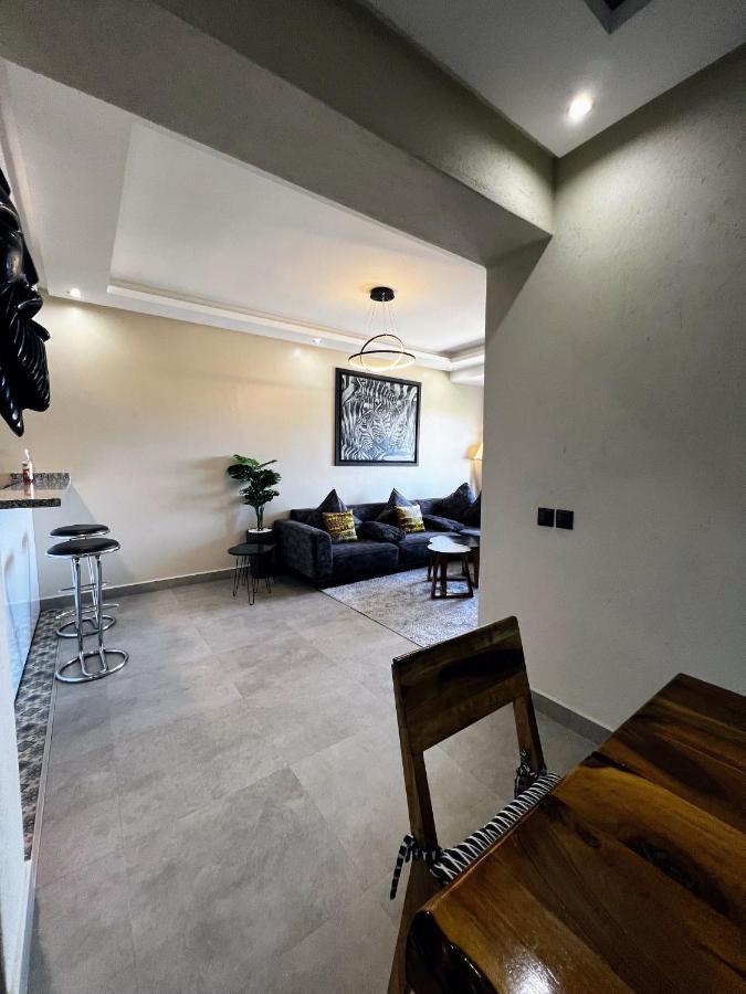 Moderne, Lumineux & Spacieux Avec Balcon -Central -Wifi-Smart Tv-Clim Marrakesh Bagian luar foto