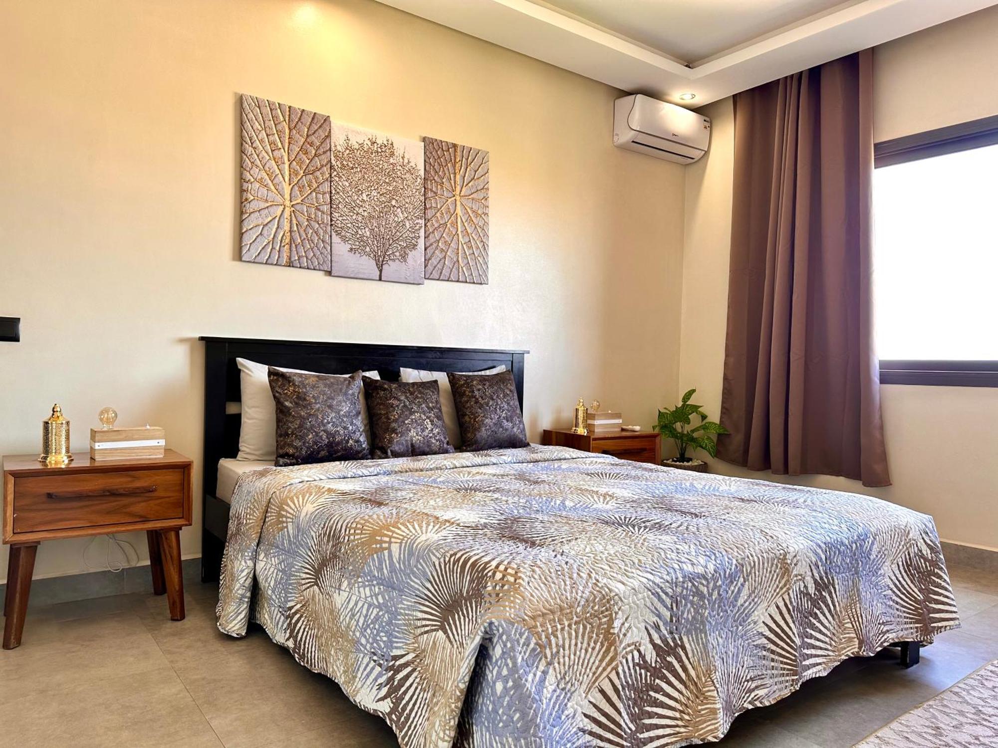 Moderne, Lumineux & Spacieux Avec Balcon -Central -Wifi-Smart Tv-Clim Marrakesh Bagian luar foto