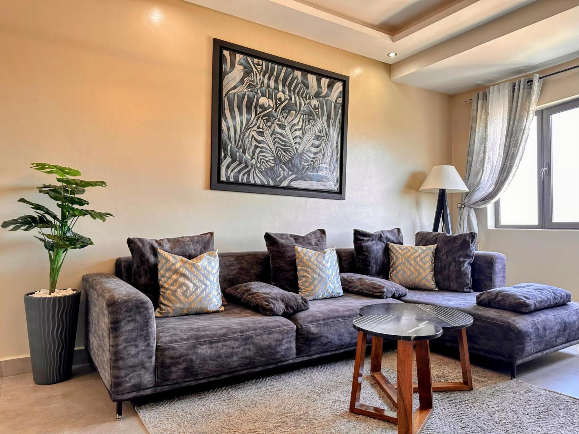 Moderne, Lumineux & Spacieux Avec Balcon -Central -Wifi-Smart Tv-Clim Marrakesh Bagian luar foto